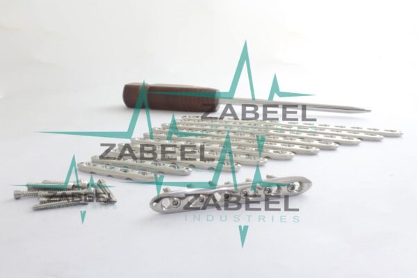 3.5mm LCP (Locking Compression Plate )Plates & Locking Screws Set of 212 Pieces  Small Fragments 316L Steel by ZaBeel Industries